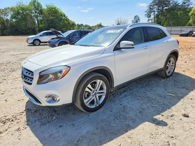 Mercedes-Benz GLA 250 - автомобили, коли, обяви за нови и употребявани 0