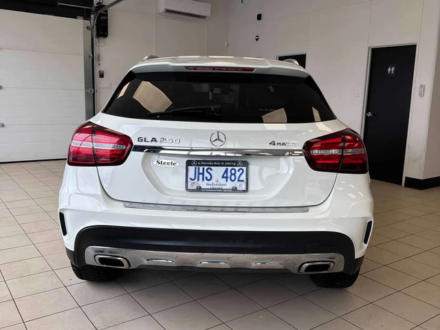 Mercedes-Benz GLA 250 | DISTRONIC | ПОДГРЕВ | CARFAX | - автомобили, коли, обяви за нови и употребявани 3