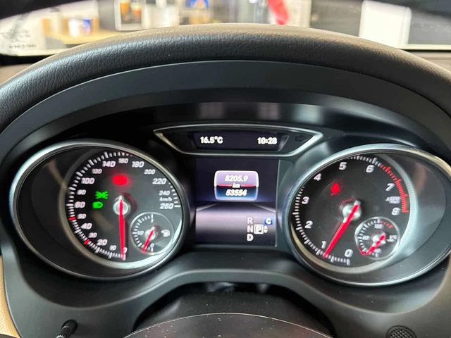 Mercedes-Benz GLA 250 | DISTRONIC | ПОДГРЕВ | CARFAX | - автомобили, коли, обяви за нови и употребявани 7