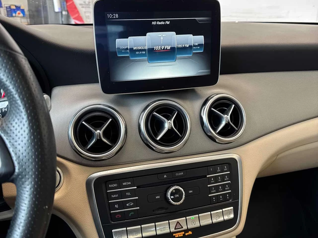 Mercedes-Benz GLA 250 | DISTRONIC | ПОДГРЕВ | CARFAX | - автомобили, коли, обяви за нови и употребявани 8