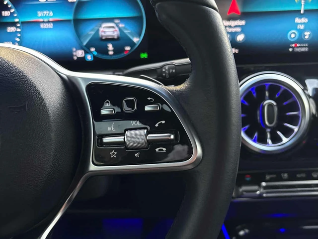 Mercedes-Benz GLA 250 4MATIC* DISTRONIC* AMBIENTNO* PANO* - автомобили, коли, обяви за нови и употребявани 14