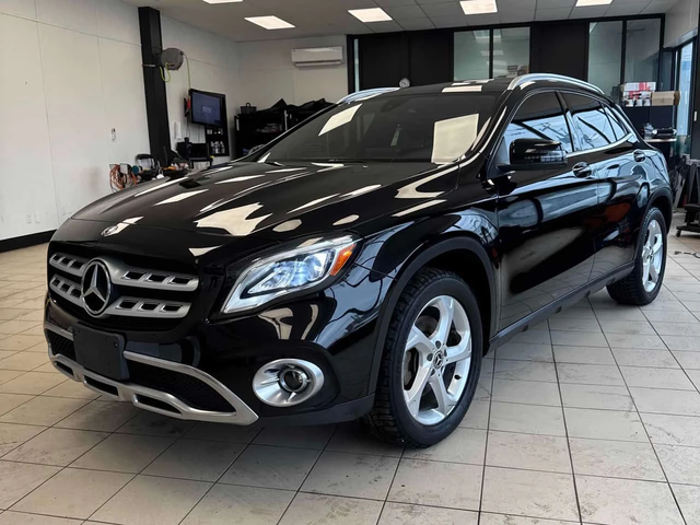 Mercedes-Benz GLA 250 4MATIC* PANORAMA* ПОДГРЕВИ* - автомобили, коли, обяви за нови и употребявани 0