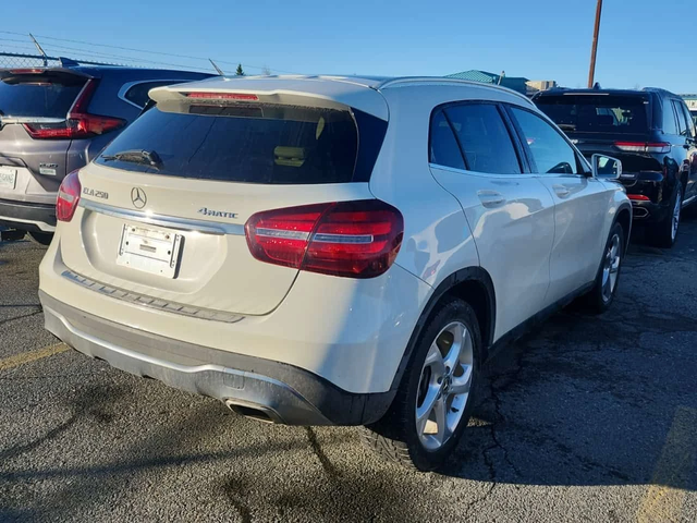 Mercedes-Benz GLA 250 4MATIC* PANORAMA* ПОДГРЕВИ* KEYLESS* - автомобили, коли, обяви за нови и употребявани 8