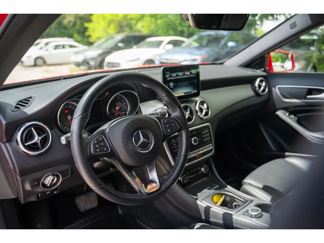 Mercedes-Benz GLA 250 4MATIC| CarPlay| No Accidents| Реална цена до БГ! - автомобили, коли, обяви за нови и употребявани 9