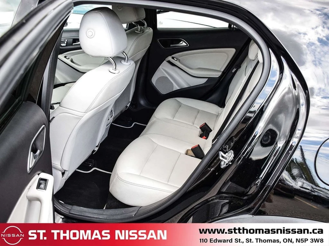 Mercedes-Benz GLA * GLA250 4M * CARFAX * ЦЕНА ДО БГ - автомобили, коли, обяви за нови и употребявани 9