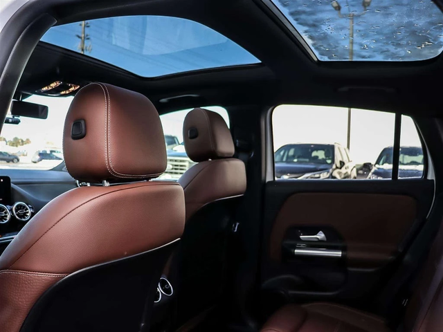 Mercedes-Benz GLA * GLA250 4MATIC * CARFAX * ЦЕНА ДО БГ - автомобили, коли, обяви за нови и употребявани 14