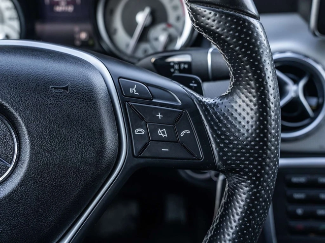 Mercedes-Benz GLA * GLA250 4 MATIC * CARFAX * ЦЕНА ДО БГ - автомобили, коли, обяви за нови и употребявани 10