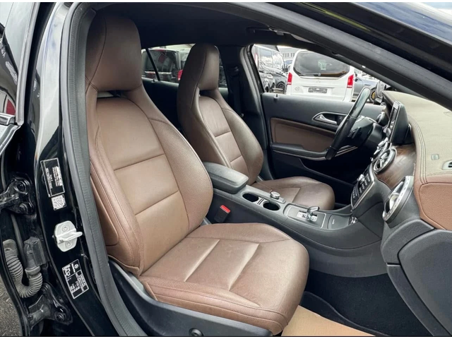 Mercedes-Benz GLA 45 AMG Швейцария - автомобили, коли, обяви за нови и употребявани 9