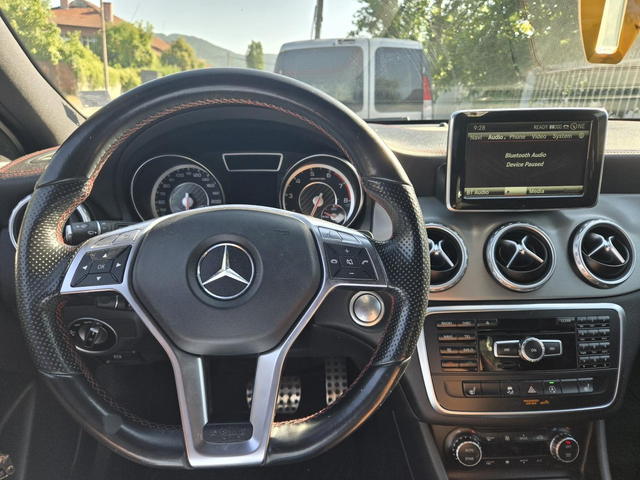 Mercedes-Benz GLA 45 AMG, 2015 г., 250000 км, 365 к.с. - автомобили, коли, обяви за нови и употребявани 11