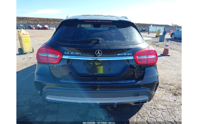 mercedes-benz-gla-45-amg - 4