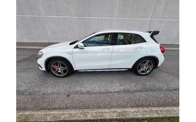 mercedes-benz-gla-45-amg - 2