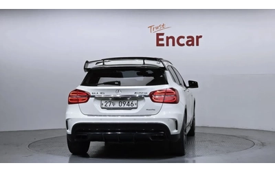mercedes-benz-gla-45-amg - 3