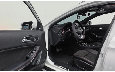 mercedes-benz-gla-45-amg - 5