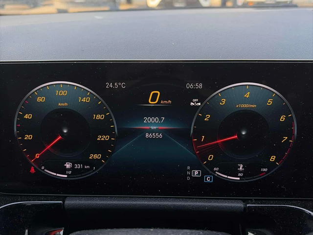 Mercedes-Benz GLA * 250 * 2 КЛЮЧА* ПОДГРЕВ* PANO* KEYLESS* - автомобили, коли, обяви за нови и употребявани 7