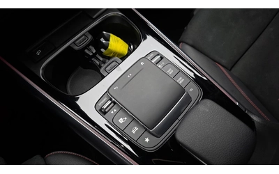 Mercedes-Benz GLA 250 4MATIC | ACC | Шибедах | Памет - автомобили, коли, обяви за нови и употребявани 12