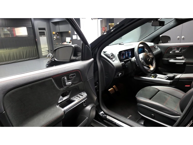 Mercedes-Benz GLA 250 4MATIC | ACC | Шибедах | Памет - автомобили, коли, обяви за нови и употребявани 6