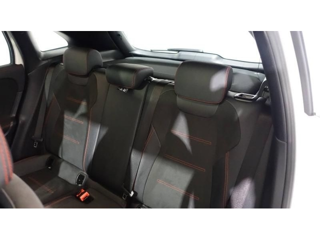 Mercedes-Benz GLA GLA 200 d AMG-Line - автомобили, коли, обяви за нови и употребявани 11