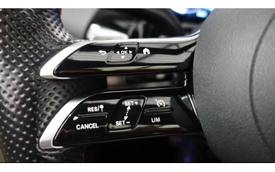 Mercedes-Benz GLA GLA 200 d AMG-Line - автомобили, коли, обяви за нови и употребявани 14