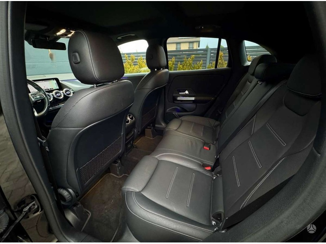 Mercedes-Benz GLA GLA 220d 4Matic AMG Line - автомобили, коли, обяви за нови и употребявани 7