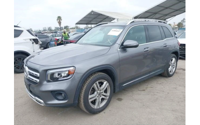 mercedes-benz-glb - 2