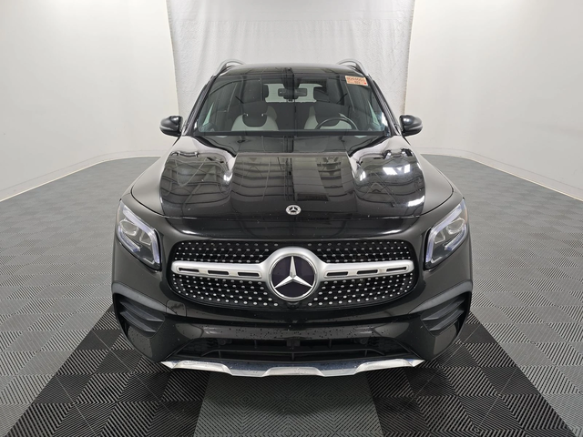 Mercedes-Benz GLB AMG* DIGITAL* DESIGNO* CARBON* KEYLESS GO* ШОУРУМ - автомобили, коли, обяви за нови и употребявани 0