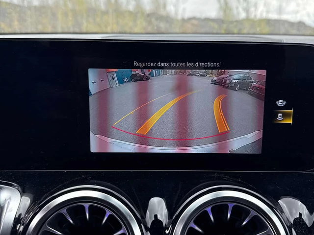 Mercedes-Benz GLB 250 4MATIC AMG-PACK* DISTRONIC* AMBIENTNO* - автомобили, коли, обяви за нови и употребявани 11
