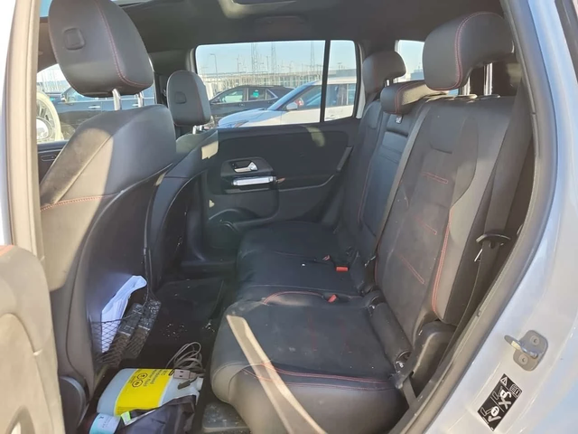 Mercedes-Benz GLB 250 4MATIC* DISTRONIC* AMBIENTNO* PANO* - автомобили, коли, обяви за нови и употребявани 10