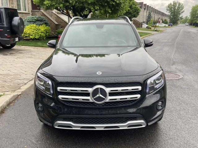 Mercedes-Benz GLB 250 2 КЛЮЧА * ПАНОРАМА * ПОДГРЕВИ * CARFAX - автомобили, коли, обяви за нови и употребявани 1