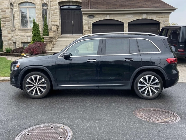 Mercedes-Benz GLB 250 2 КЛЮЧА * ПАНОРАМА * ПОДГРЕВИ * CARFAX - автомобили, коли, обяви за нови и употребявани 2
