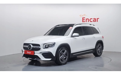 mercedes-benz-glb-250 - 0