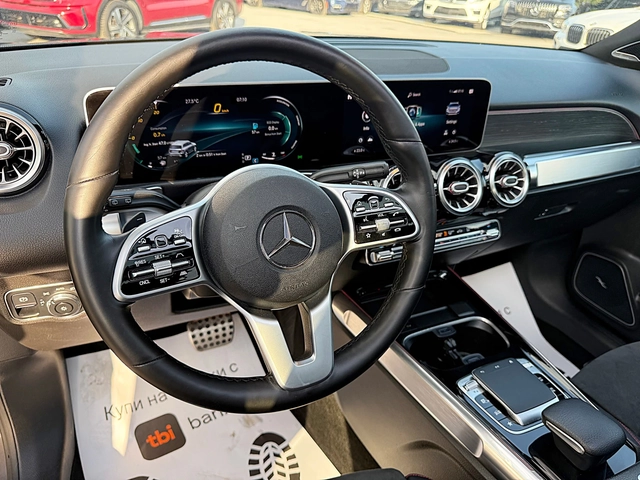 Mercedes-Benz GLB 250 AMG-4x4-DISTRONIK-BURMESTER-360KAMERI-PANORAMA-FUL - автомобили, коли, обяви за нови и употребявани 9