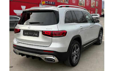 mercedes-benz-glb - 1