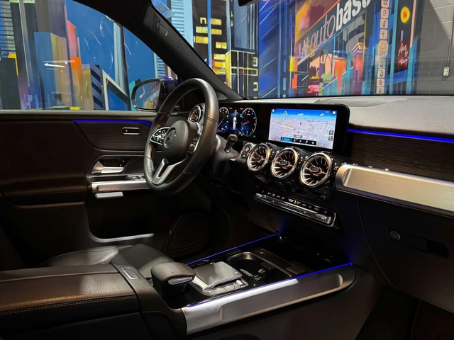 Mercedes-Benz GLB * GLB250 / GLB250 4MATIC * CARFAX * ЦЕНА ДО БГ - автомобили, коли, обяви за нови и употребявани 15