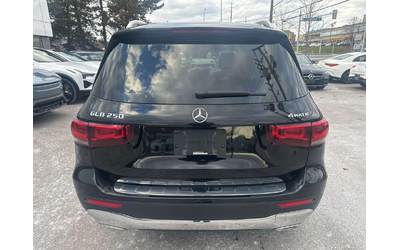 mercedes-benz-glb - 4