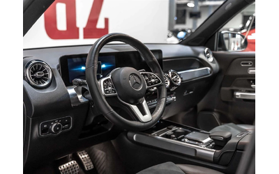 mercedes-benz-glb - 4