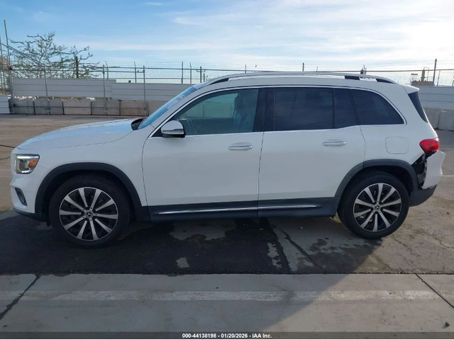 Mercedes-Benz GLB | ЦЕНА ДО БЪЛГАРИЯ | - автомобили, коли, обяви за нови и употребявани 13