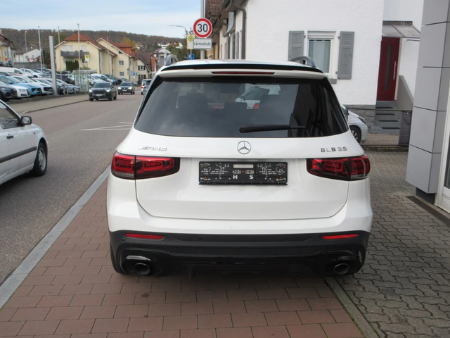 Mercedes-Benz GLB 35 AMG 4Matic - автомобили, коли, обяви за нови и употребявани 4