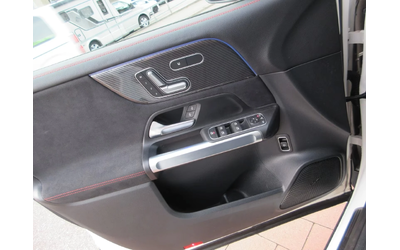 Mercedes-Benz GLB 35 AMG 4Matic - автомобили, коли, обяви за нови и употребявани 9