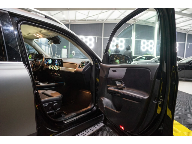 Mercedes-Benz GLB 220D 4 MATIC FULL AMG LINE ЛИЗИНГ 100% - автомобили, коли, обяви за нови и употребявани 12