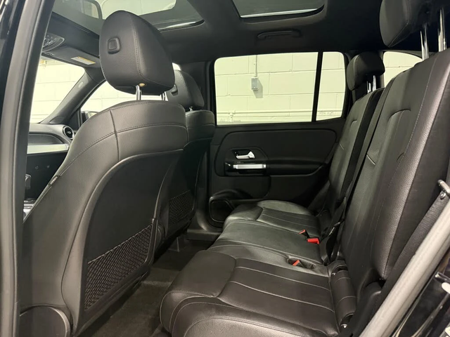 Mercedes-Benz GLB * АвтоКредит * (ЦЕНА ДО БГ) - автомобили, коли, обяви за нови и употребявани 12