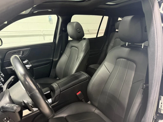 Mercedes-Benz GLB * АвтоКредит * (ЦЕНА ДО БГ) - автомобили, коли, обяви за нови и употребявани 8