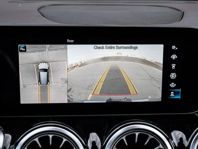 Mercedes-Benz GLB 4MATIC* АвтоКредит* (ЦЕНА ДО БГ) - автомобили, коли, обяви за нови и употребявани 15