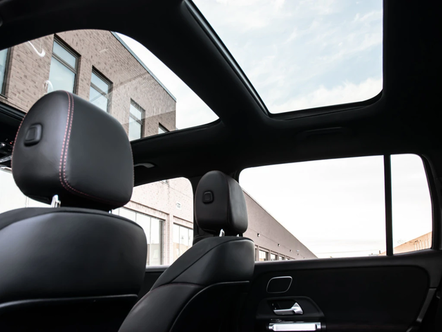 Mercedes-Benz GLB 4MATIC* АвтоКредит* (ЦЕНА ДО БГ) - автомобили, коли, обяви за нови и употребявани 9