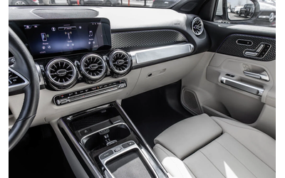 Mercedes-Benz GLB 250* 4MATIC* АвтоКредит* (ЦЕНА ДО БГ) - автомобили, коли, обяви за нови и употребявани 12