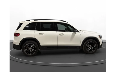 mercedes-benz-glb - 3