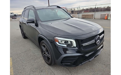 mercedes-benz-glb - 1