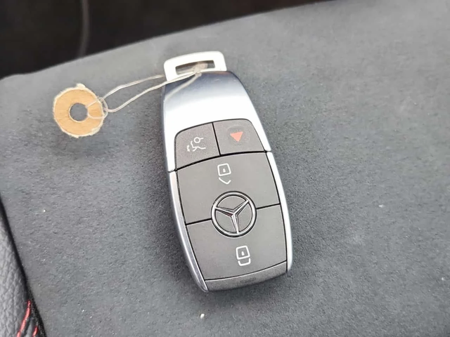 Mercedes-Benz GLB * 250 * DISTRONIC* AMBIENT* ПОДГРЕВИ* - автомобили, коли, обяви за нови и употребявани 7