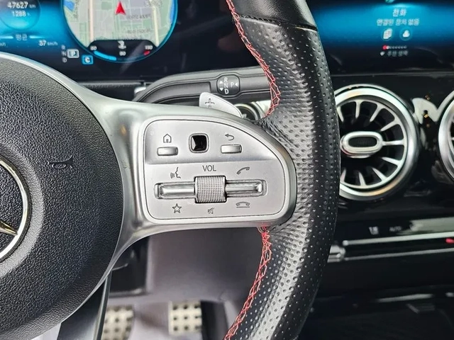 Mercedes-Benz GLB AMG LINE | GLB250 | 4MATIC - автомобили, коли, обяви за нови и употребявани 8