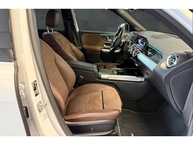 Mercedes-Benz GLB GLB 200d 4Matic AMG Line - автомобили, коли, обяви за нови и употребявани 7