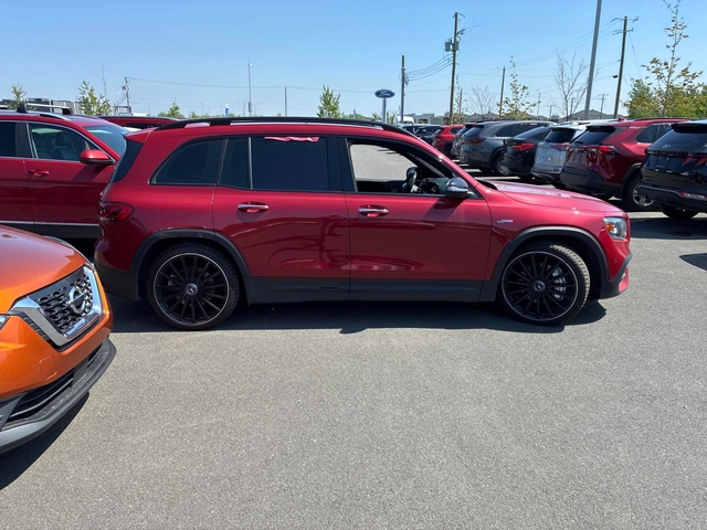 Mercedes-Benz GLB35AMG 2 КЛЮЧА * ПАНОРАМА * ПОДГРЕВИ * CARFAX - автомобили, коли, обяви за нови и употребявани 3